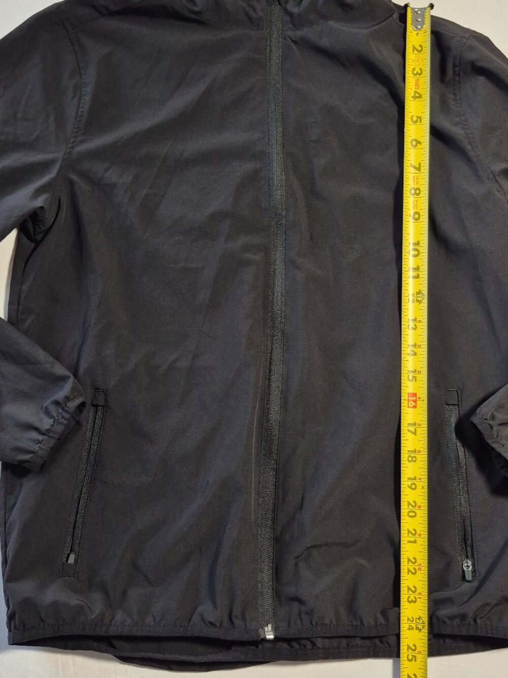 Vuori Outdoor Trainer Shell Jacket Mens M Black Hooded Lightweight V512 Full Zip - Picture 7 of 10